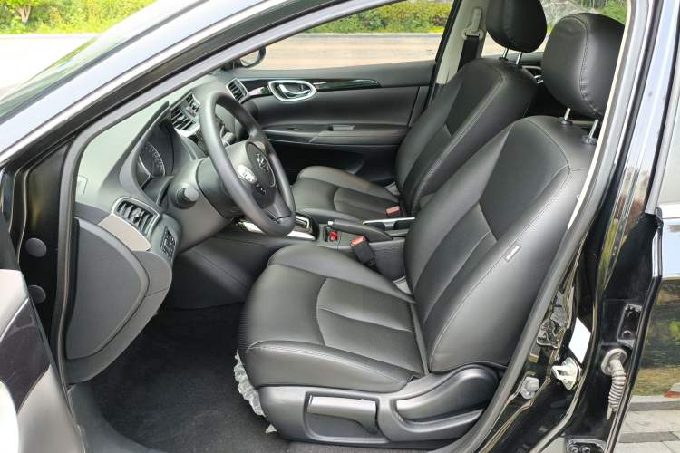 Used Nissan Sylphy 2022 Classic 1.6XL CVT Luxury Edition Left Front Seat