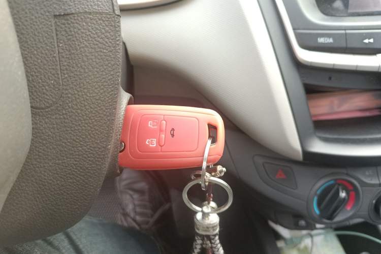 Used Chevrolet Sail 2015 Sail 3 1.5L Manual with Ideal Sunroof Edition