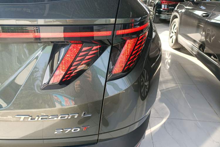 Used Hyundai Tucson 2023 Tucson L 1.5T Automatic Two-Wheel Drive LUX Prestige Edition Right Rear Taillight