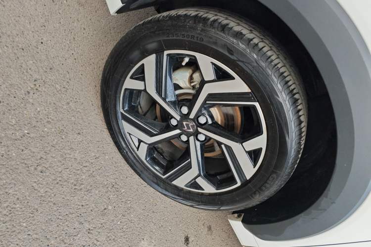 Used SOL X8 2021 300T DCT Luxury Smart Connect Edition 6 Seats