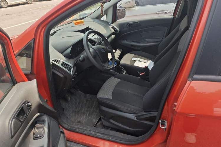 Used Ford EcoSport 2013 1.5L Manual Comfort Model