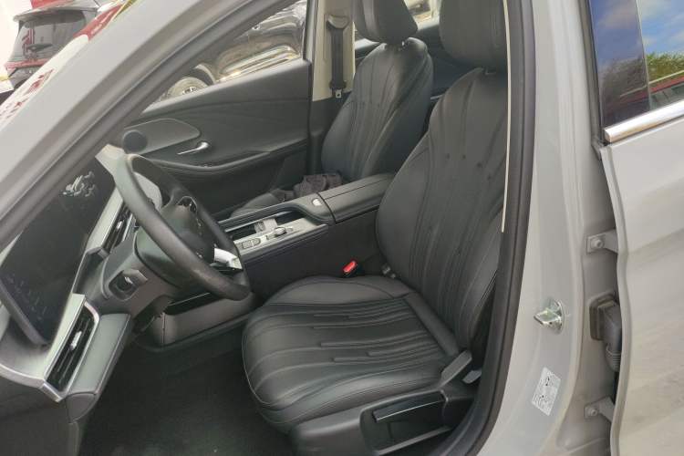 Used Chery Fengyun A8 2024 127 ZHU FENG Version