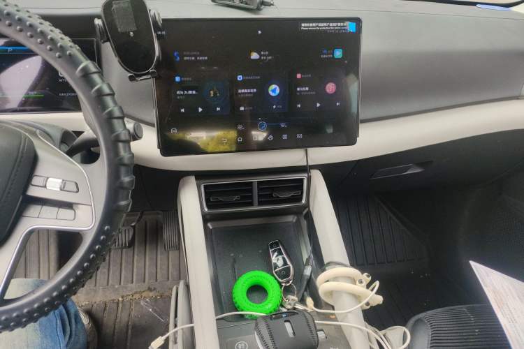 Used BYD Yuan UP 2024 401KM Leading Edition
