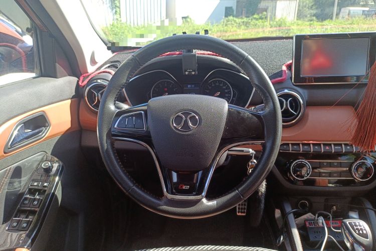 Used BAIC Senova X35 2016 1.5L Manual Luxury Edition

