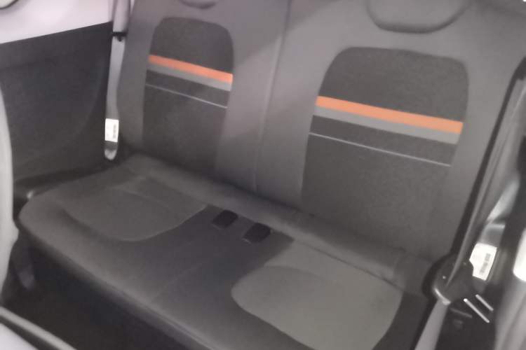 Used Wuling Hongguang MINIEV 2022 Zizai Version Lithium Iron Phosphate Left Rear Seat