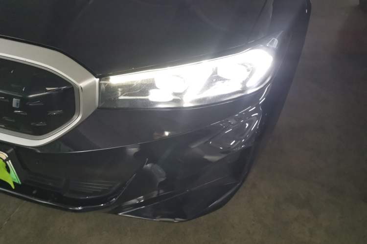 Used BMW i3 2024 eDrive 35 L
