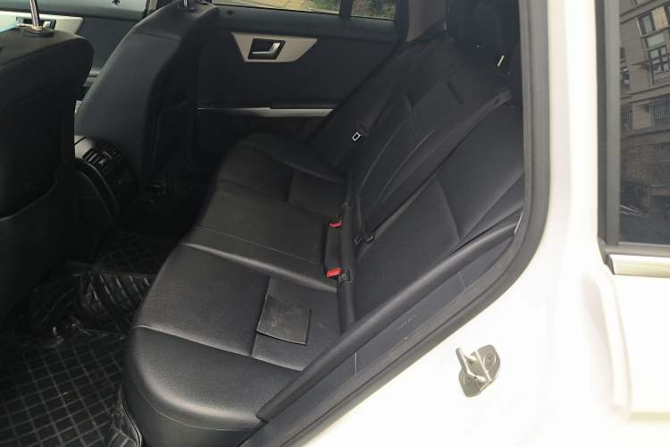 Used Mercedes-Benz GLK-Class 2013 GLK 300 4MATIC Dynamic Sunroof Model Left Rear Seat