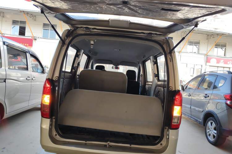 Used Wuling Rongguang V 2016 1.5L Practical Version