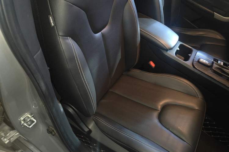 Used Venucia D60 2021 PLUS 1.6L XL CVT Yue Ling Edition
