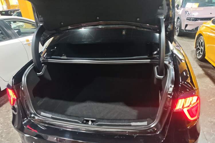 Used Lynk & Co 03 2021 1.5TD DCT Jing Champion Edition Trunk