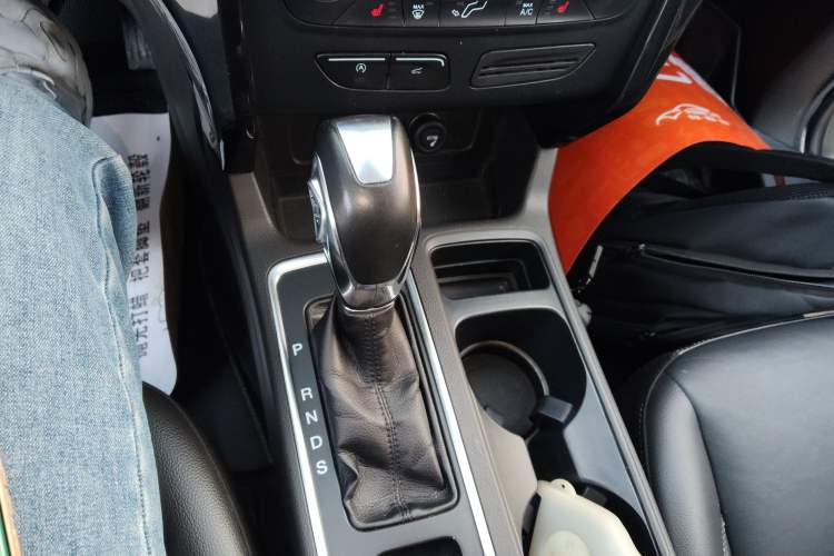 Used Ford Kuga 2018 EcoBoost 180 Two-Wheel-Drive Luxury Wing Edition
