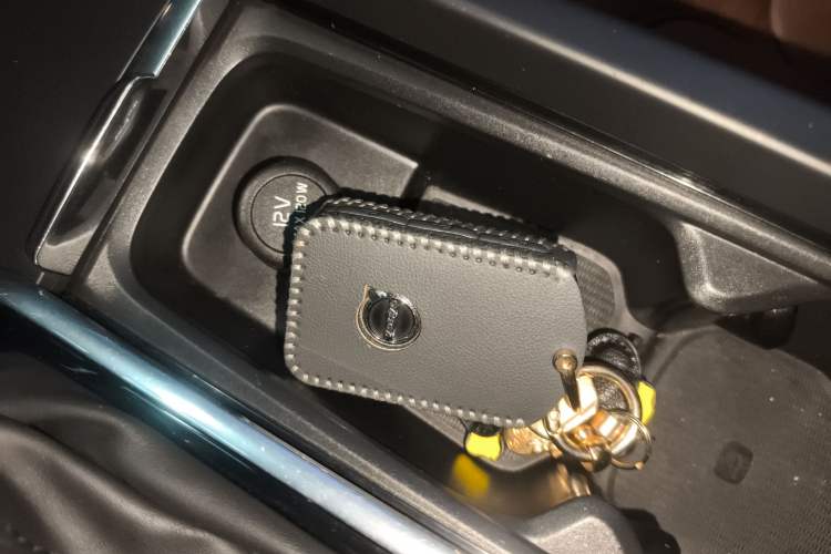 Used Volvo S60 2020 T4 Zhiyi Luxury Edition