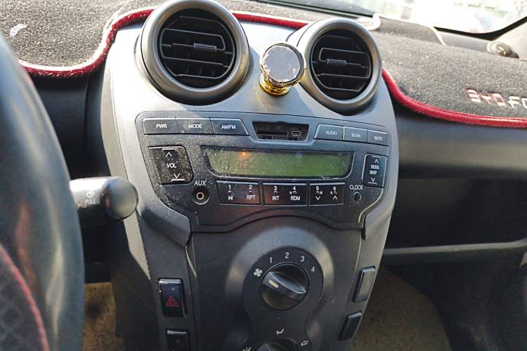 Used BYD F0 2012 1.0L Joyful Cool Model