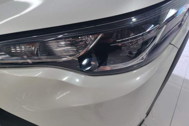 Used Toyota FRONTLANDER 2023 2.0L CVT Elite Edition Left Front Headlight