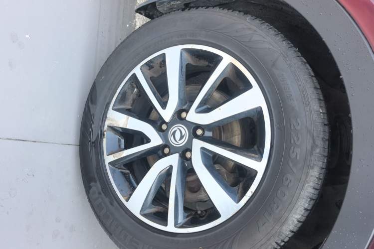 Used Dongfeng Fengon 580 2017 1.5T CVT Luxury Model