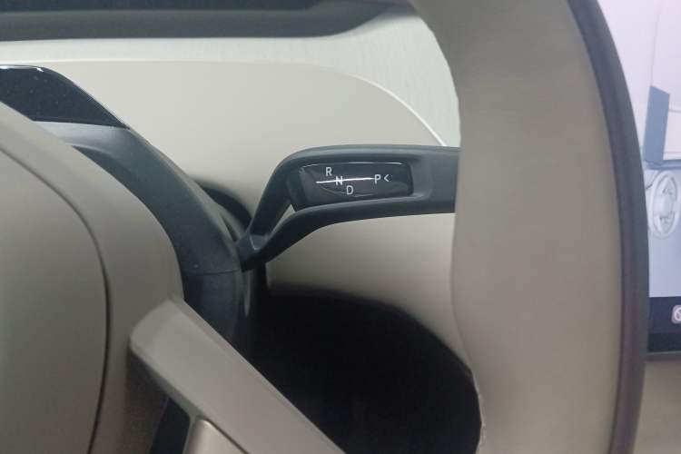 Used Xiaomi Auto YU7 2025 Ultra-Long Range High-Performance All-Wheel-Drive Max Edition
