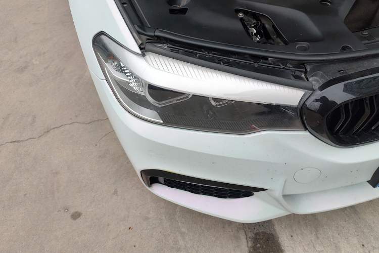 Used BMW 5 Series 2019 530Li xDrive M Sport Package Right Front Headlight