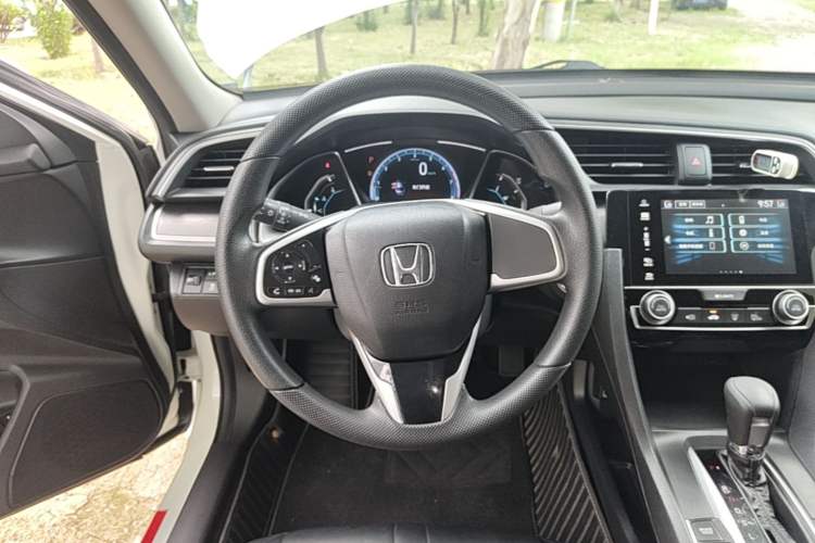 Used Honda Civic 2016 220TURBO CVT Luxury Edition