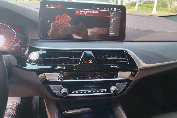 Used BMW 5 Series 2022 Revised Version 3 530Li Luxury Edition M Sport Package
