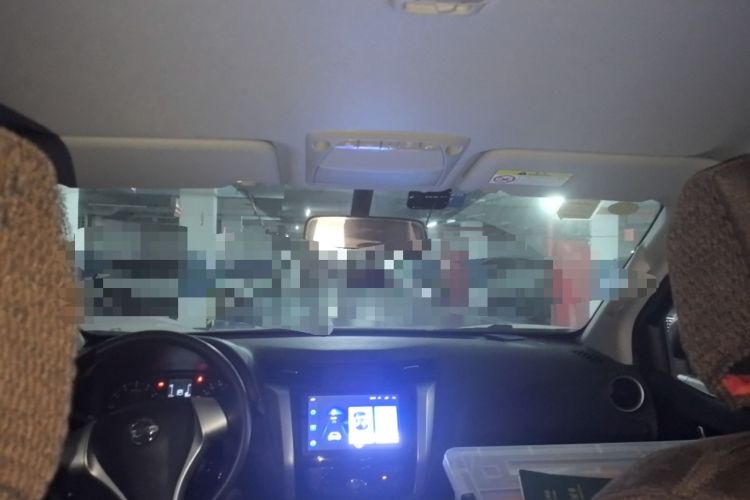 Used Nissan Navara 2017 2.5L Automatic 2WD Luxury Edition QR25