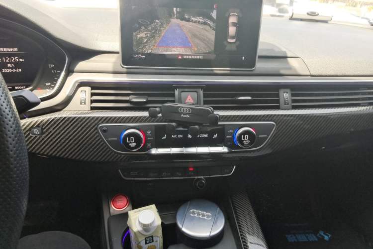 Used Audi A4L 2019 40 TFSI Fashion Edition China VI Emission Standard
