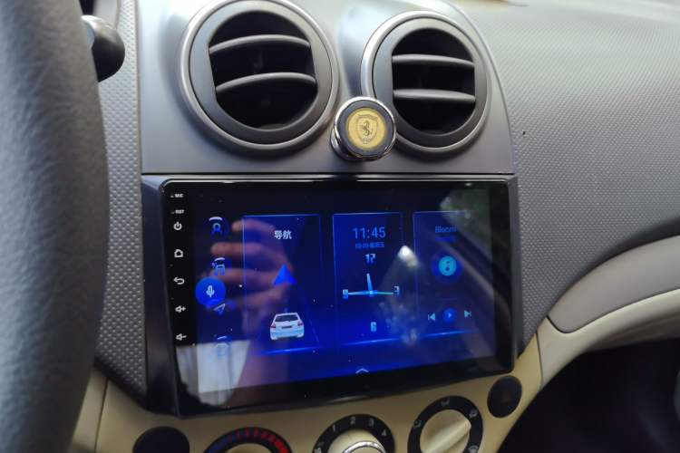 Used Chevrolet Lova 2010 1.4 MT Fengdu Version
