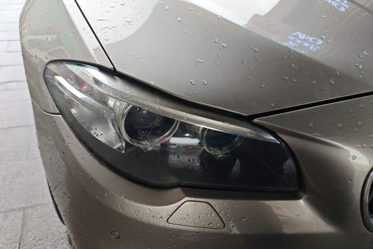 Used BMW 5 Series 2014 525Li Luxury Design Package
