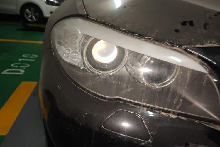 Used BMW 5 Series 2013 525Li Leading Model
