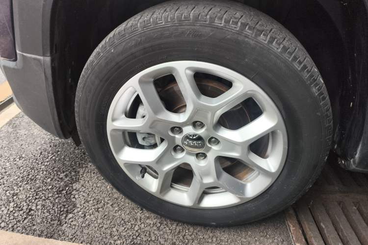 Used Jeep Renegade 2018 Connected Large Screen Version 180T Automatic High-Energy Edition