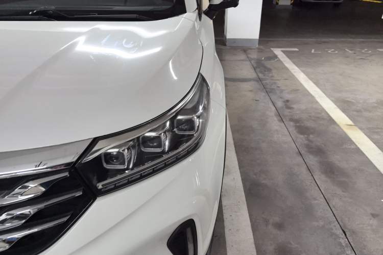 Used GAC Trumpchi GS4 2018 235T Automatic Two-Wheel Drive Luxury Smart Connectivity Millionth Anniversary Edition Left Front Headlight