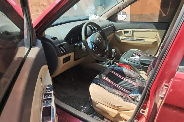 Used BAIC Weiwang M30 2015 1.5L Basic Version DAM15 Driver Seat