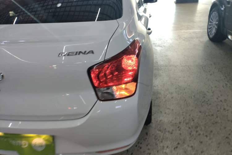 Used Hyundai Verna (older generation) 2020 1.4L Manual GL Refreshed Edition Right Rear Taillight