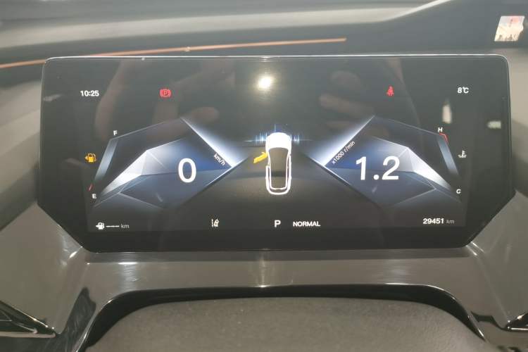 Used CHANGAN OSHAN Z6 2022 Blue Whale 1.5T DCT Smart Edition Urban Version Instrument Cluster