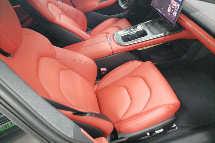 Used Xiaomi Auto SU7 2024 Rear-Drive Long-Range Intelligent Driving Version