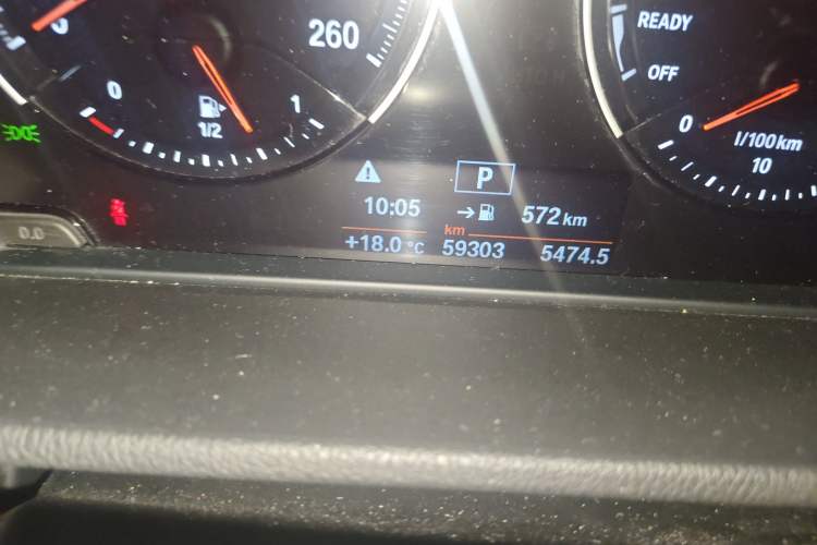 Used BMW X1 2019 sDrive18Li Premium Edition Odometer Close Up