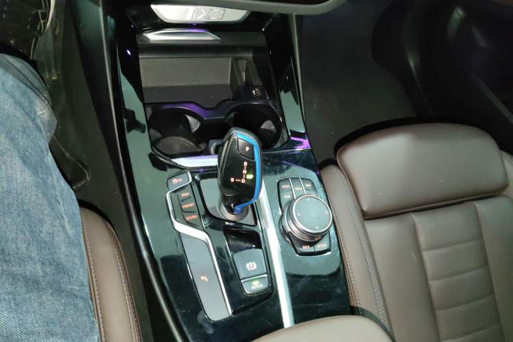 Used BMW iX3 2021 Leading Model
