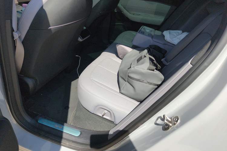 Used Nio EC6 2024 75 kWh
