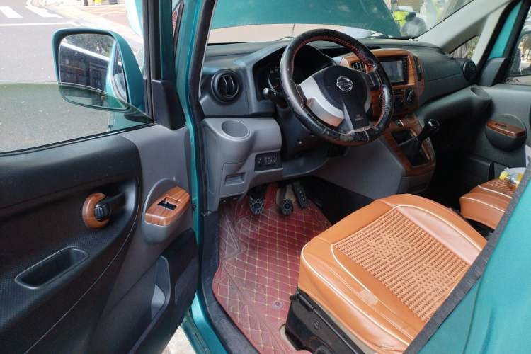 Used Nissan NV200 2011 1.6L 232 Seats Zunya Trim