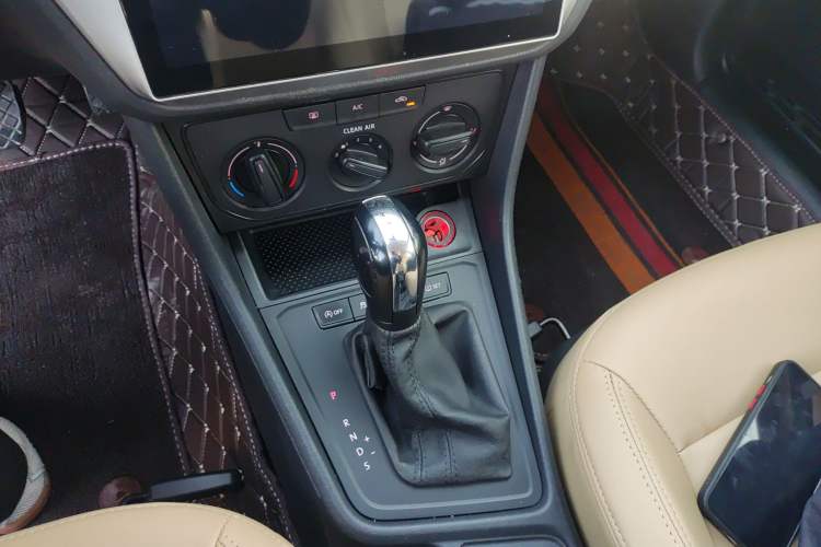 Used Volkswagen Lavida 2019 Lavida Start 1.5L Automatic Trendy Version China VI Standard
