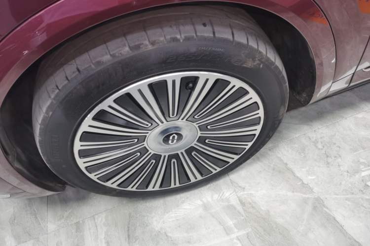 Used Hima AITO M8 2025 Extended-Range Max+ Version 53.4 kWh 5-Seater Edition
