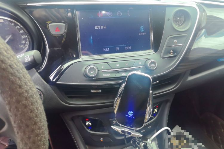 Used Buick Envision 2018 20T Two-Wheel-Drive Leading Model