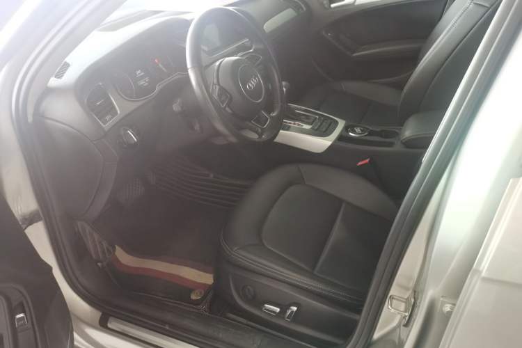 Used Audi A4L 2015 35 TFSI Automatic Standard Model
