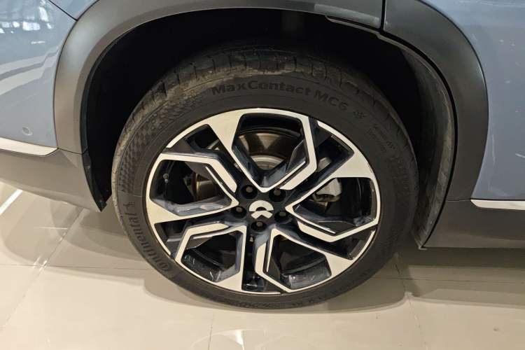 Used Nio ES8 2020 415 km Signature Edition 6-Seater Version Exterior 5