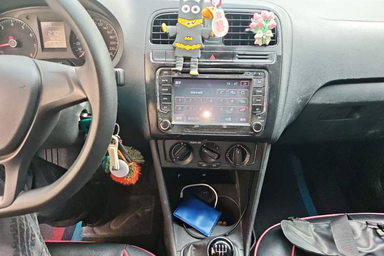 Used Volkswagen Polo 2016 1.4L Manual Fashion Model