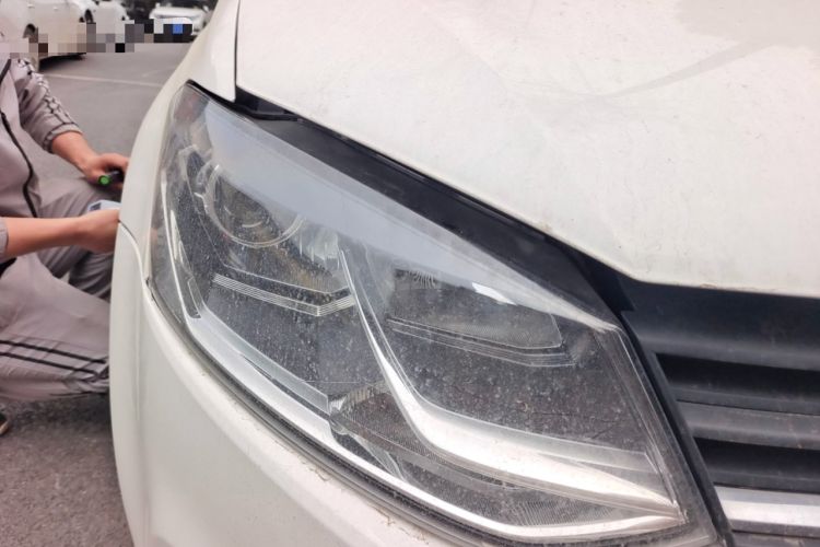 Used Volkswagen Polo 2016 1.6L Automatic Comfort Model Right Front Headlight