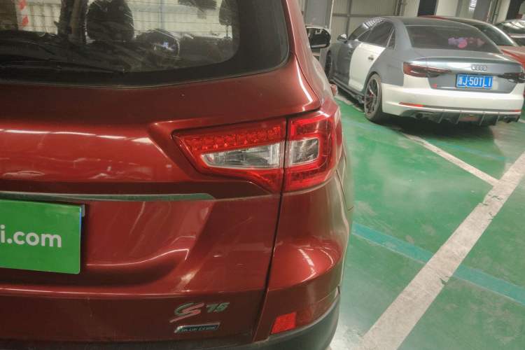 Used CHANGAN CS75 2016 1.8T Automatic Elite Model China V Standard Right Rear Taillight