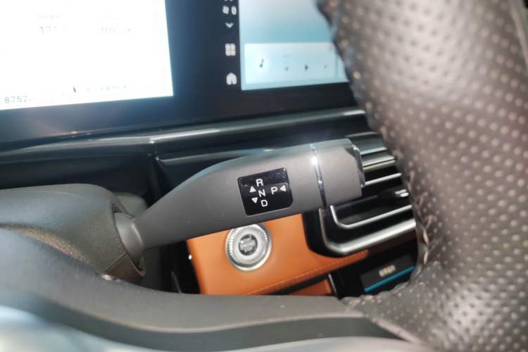 Used JETOUR Shanhai Shanhai L7 2024 1.5T 120km MAX+ 7-Seater
