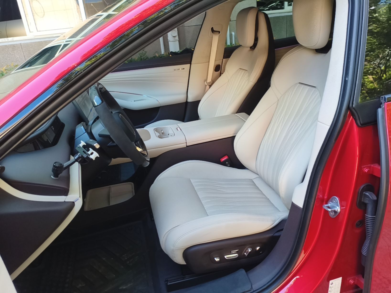 Xiaomi Auto SU7 2026 Model Max — снимка 17