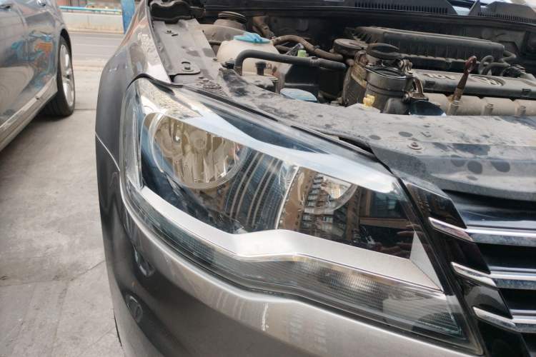 Used Volkswagen Bora 2013 1.6L Manual Fashion Edition
