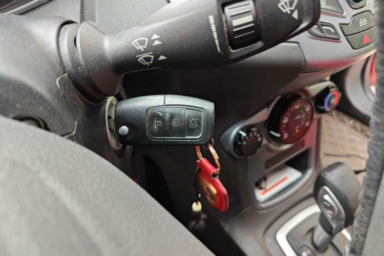 Used Ford Fiesta 2013 Hatchback 1.5L Automatic Fashion Edition